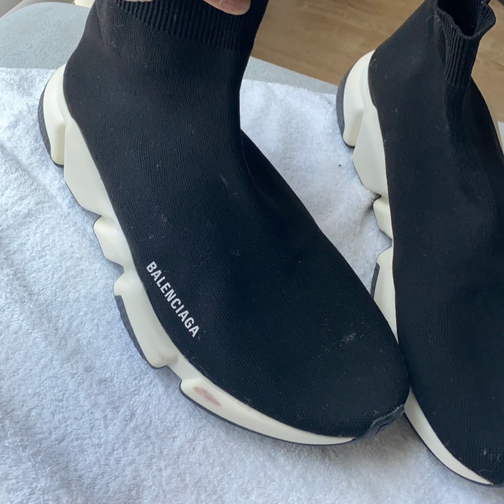 Mens balenciaga’s